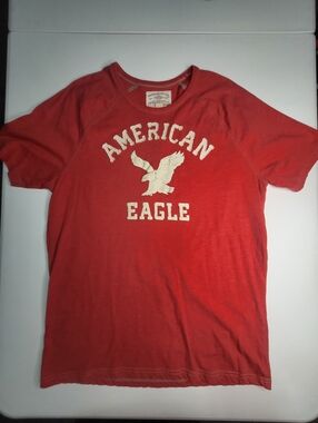 American Eagle Outfitters Vintage 1977 Red Short-Sleeve Tee with Cream Logo